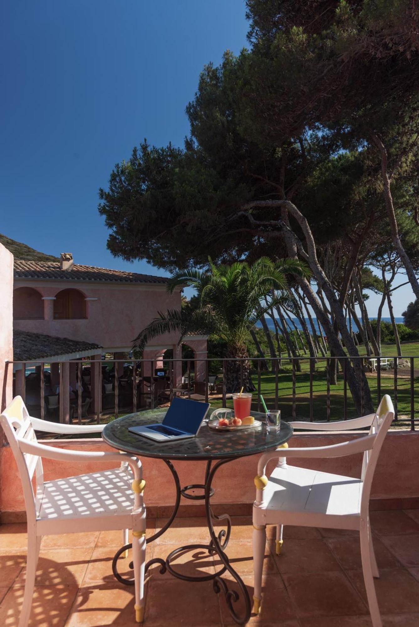 Hotel Cala Caterina Villasimius Eksteriør bilde